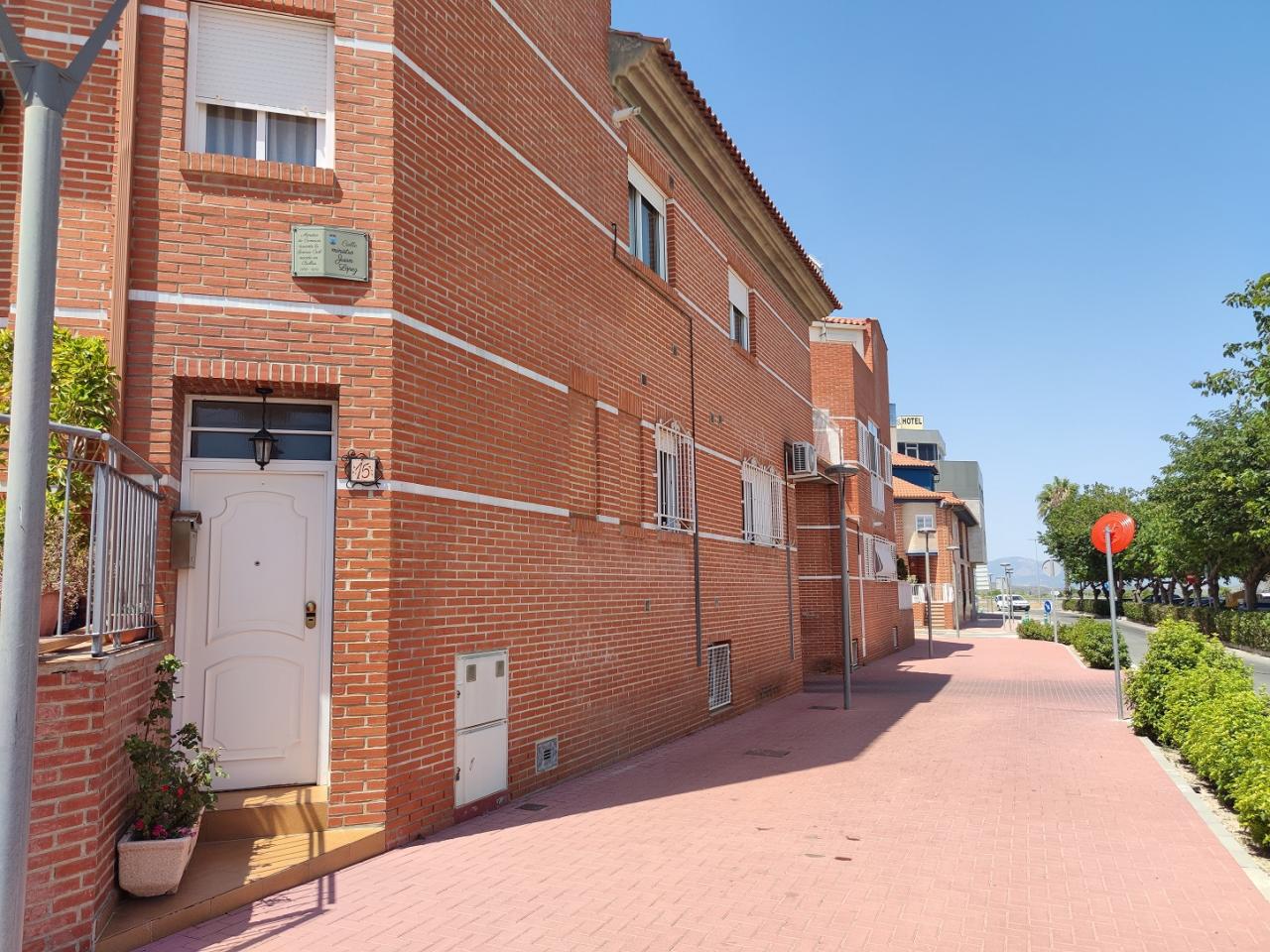  Dúplex C. Ministro Juan López