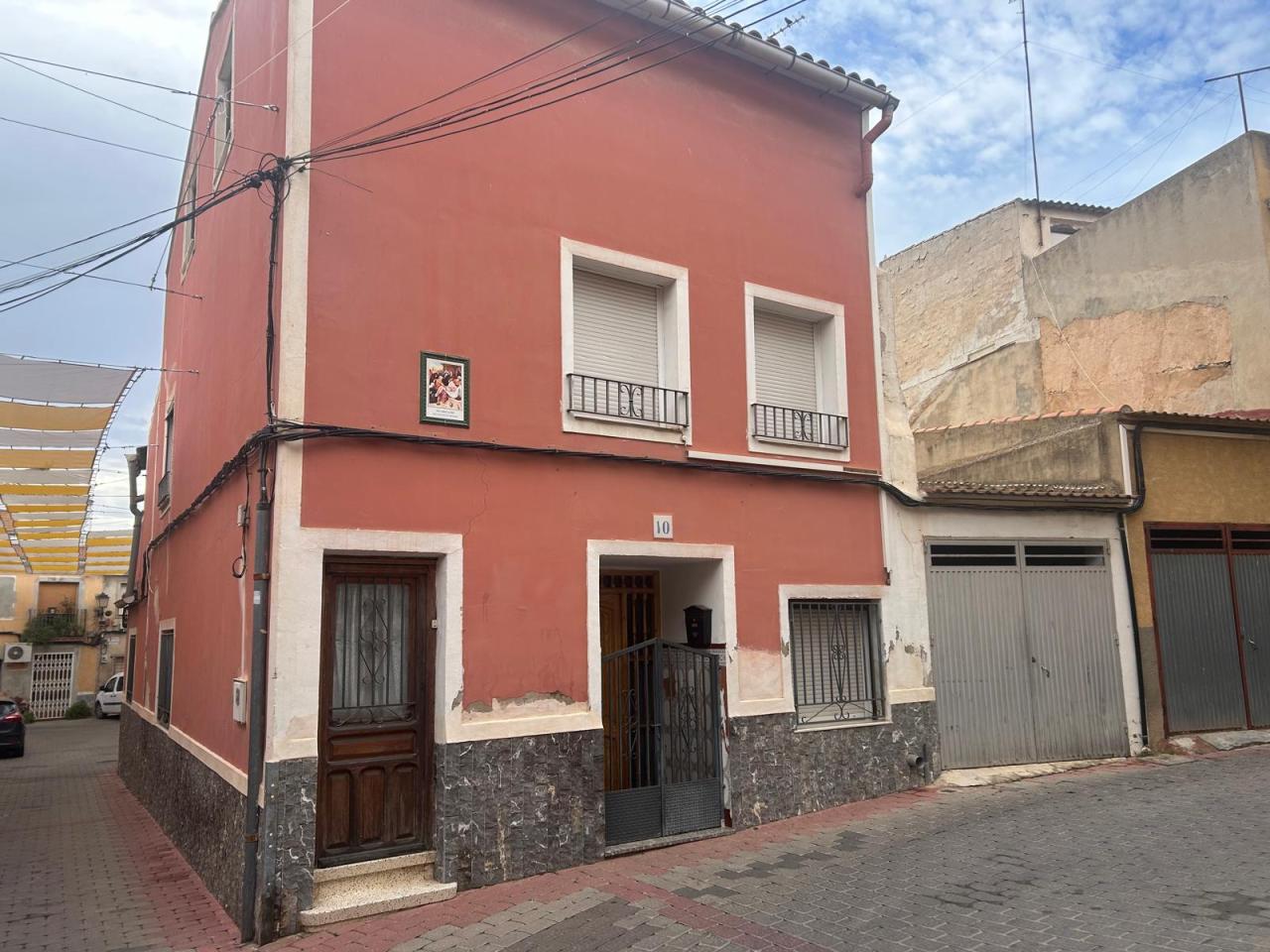  Calle ARTERO