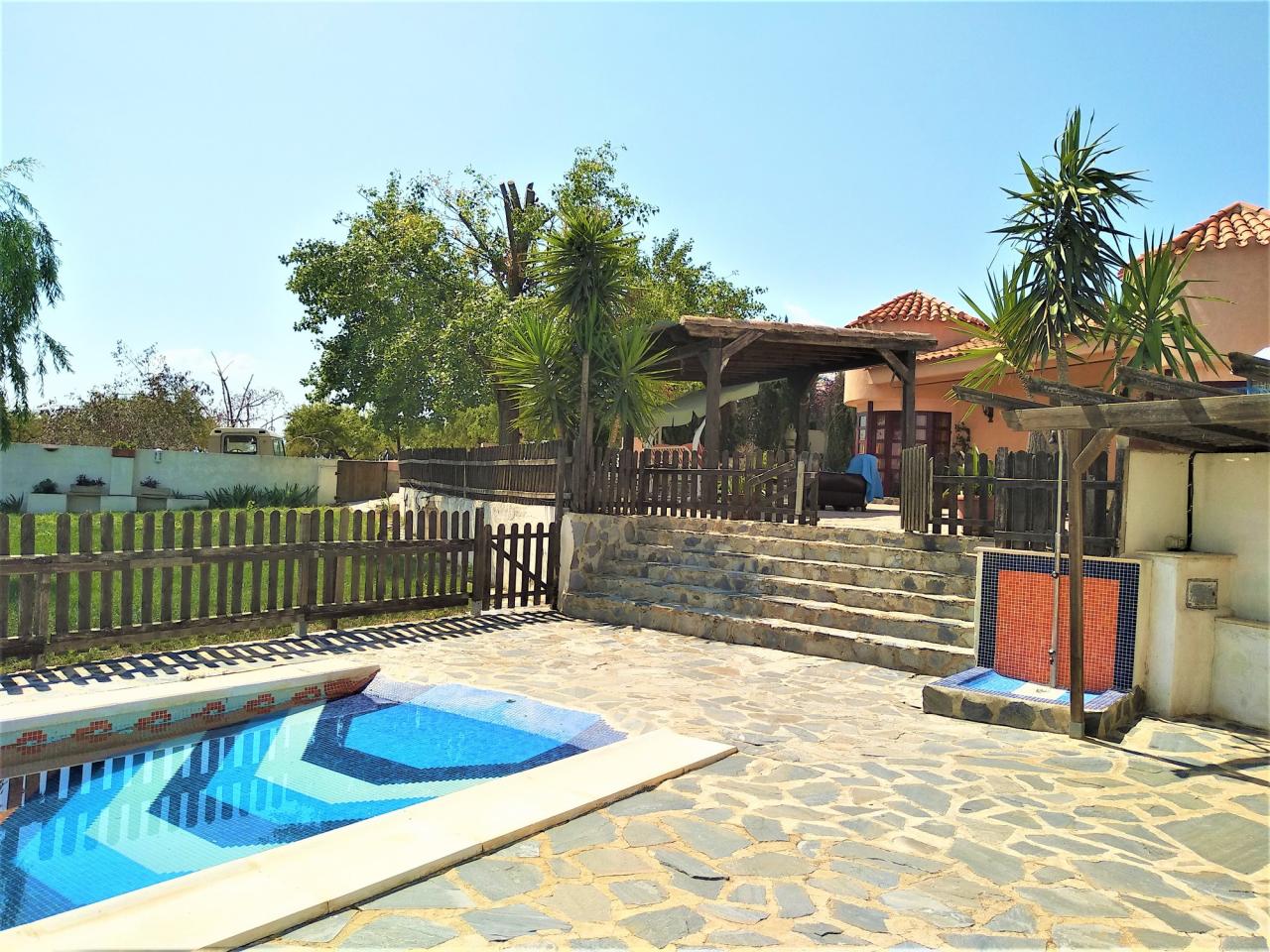  Casa de campo con piscina autovia