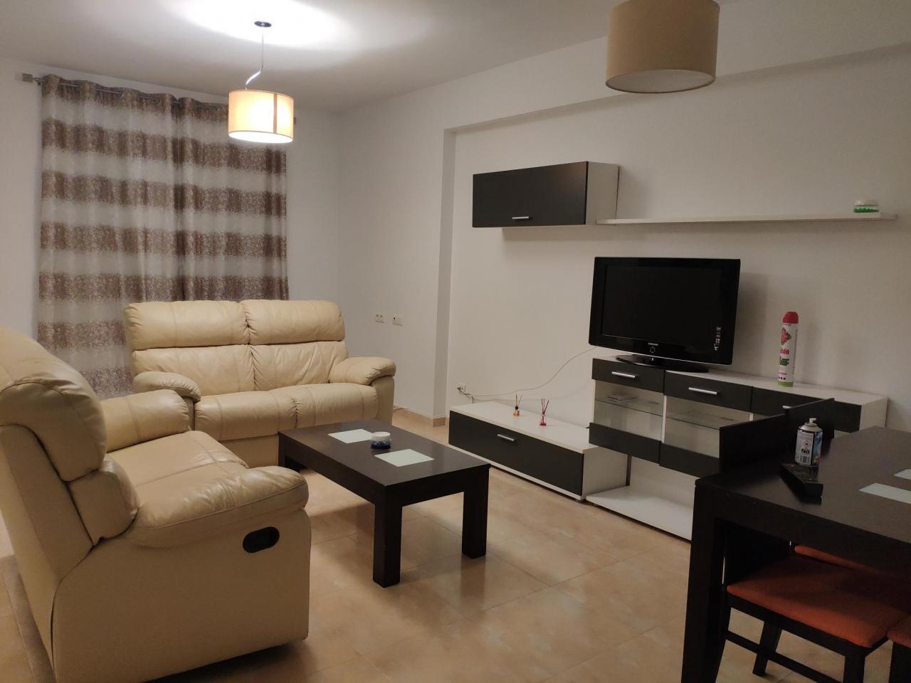  Dúplex amueblado alquiler
