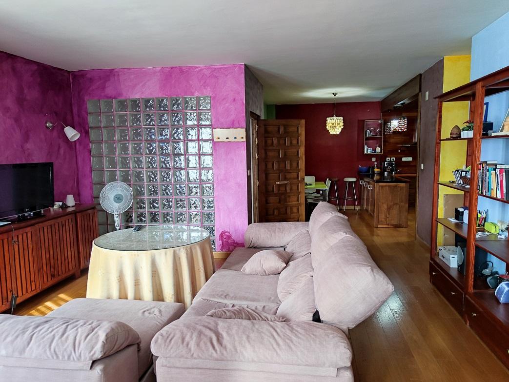  Piso y ático Cmno.Rio